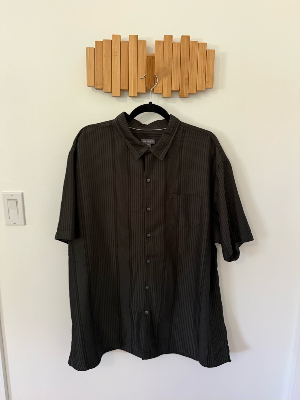 Van Heusen Men's Black Short-Sleeve Button-Up Shirt Size XXL